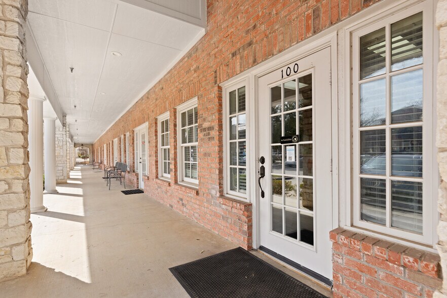 More Photos Of 2425 E Southlake Blvd, Southlake Office For Lease