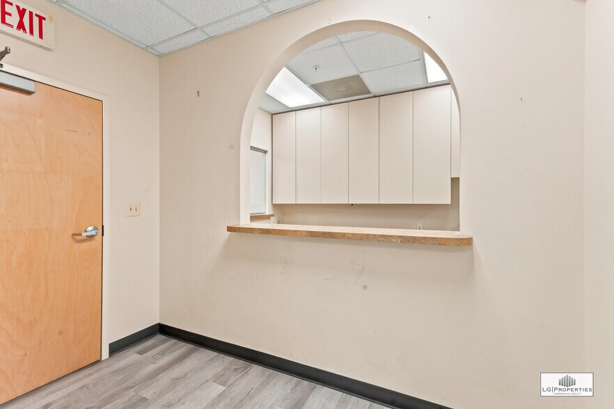 More Photos Of 475 Highway 70, Lakewood Medical For Lease