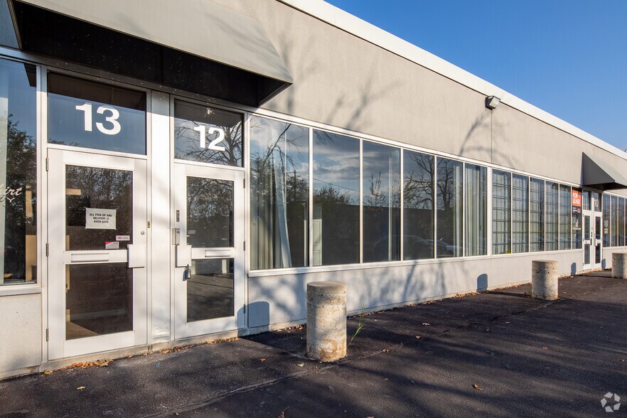 More Photos Of 1040 Martin Grove Rd, Toronto Service For Sale