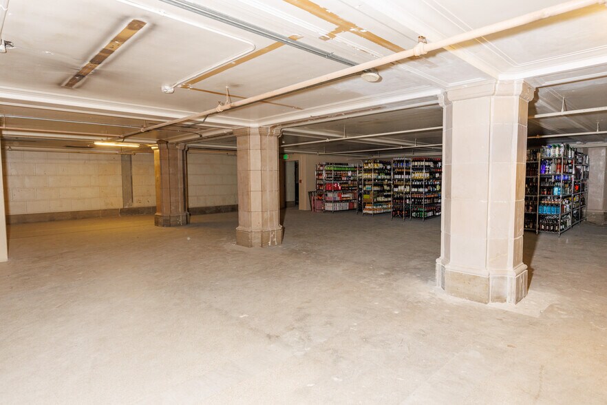 More Photos Of 417 S Hill St, Los Angeles Office For Sale