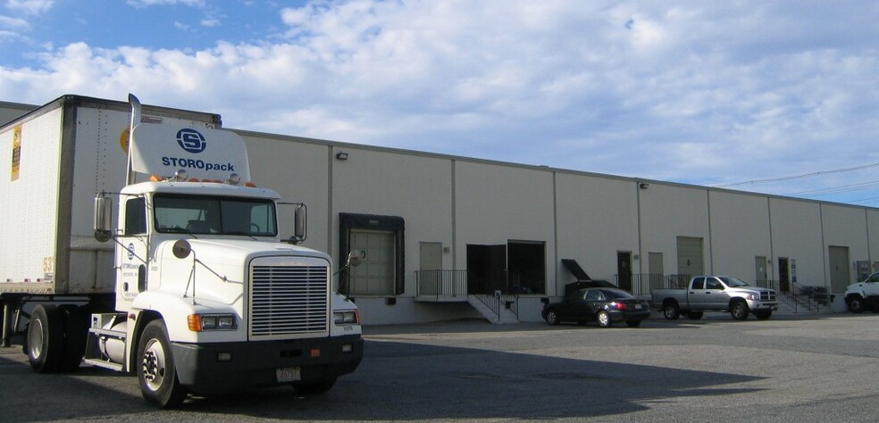 Primary Photo Of 125 Flanders Rd, Westborough Warehouse For Lease