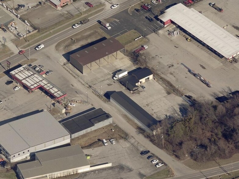 More Photos Of 5210 N Middlebrook Pike, Knoxville Warehouse For Sale