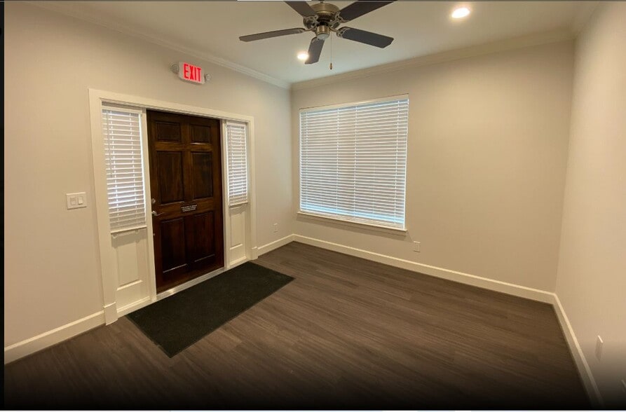 More Photos Of 8751 Collin McKinney Pky, McKinney Office Residential For Lease