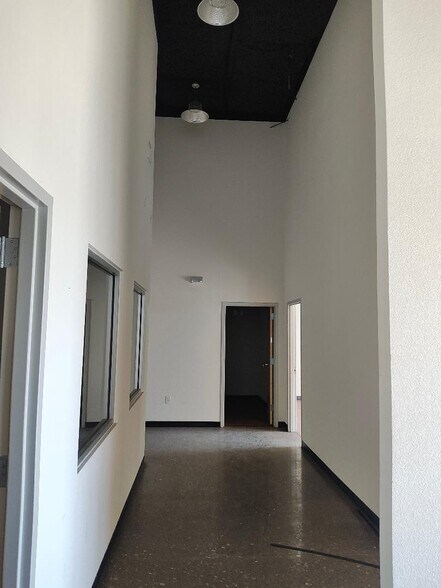 More Photos Of 4164 N Mesa St, El Paso Storefront For Lease