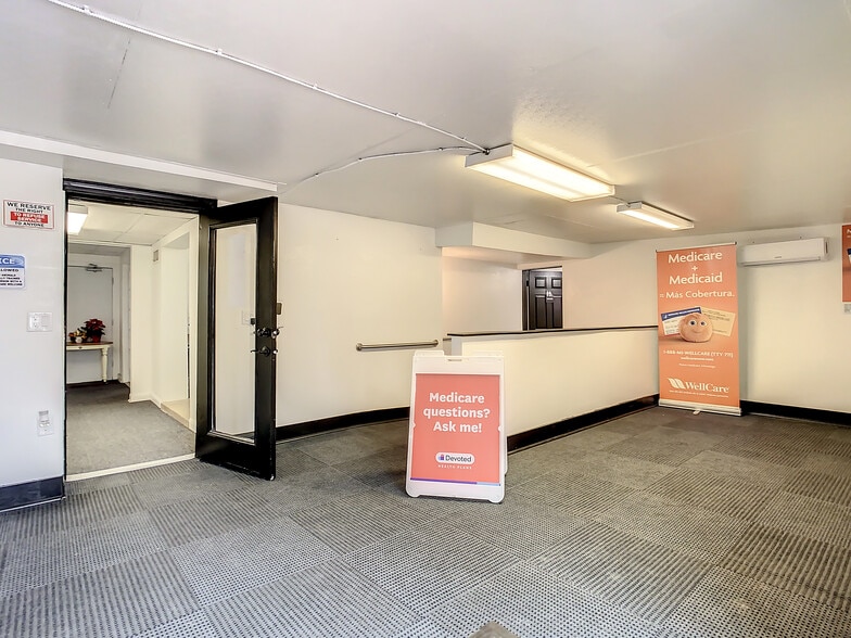 More Photos Of 315 Magnolia Ave, Auburndale Office Residential For Lease