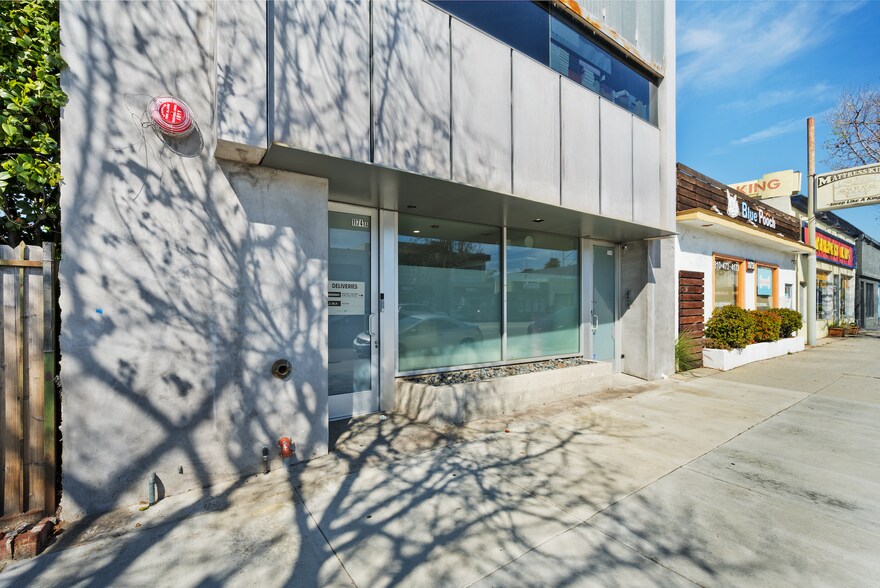 More Photos Of 11741 W Pico Blvd, Los Angeles Loft Creative Space For Lease