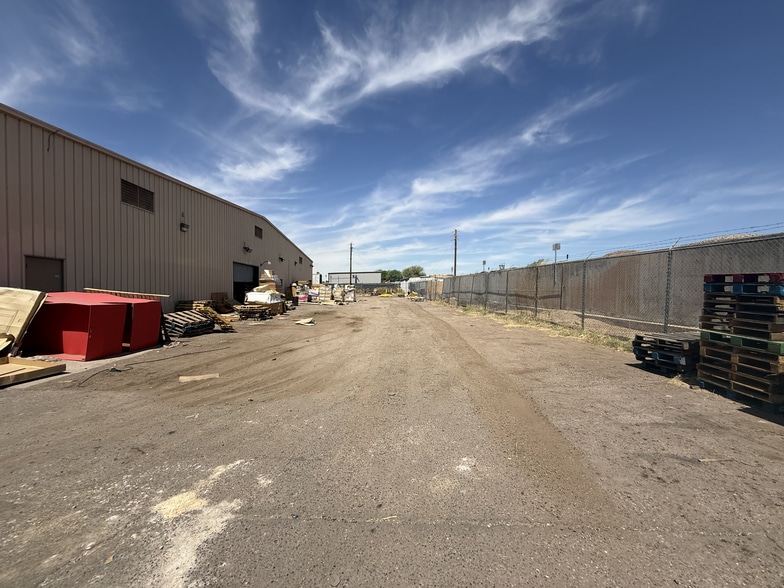 More Photos Of 4224 W Indian School Rd, Phoenix Warehouse For Sale