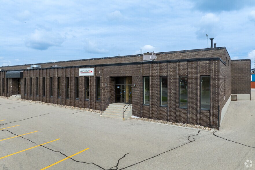 Primary Photo Of 382-400 Canarctic Dr, Toronto Warehouse For Lease