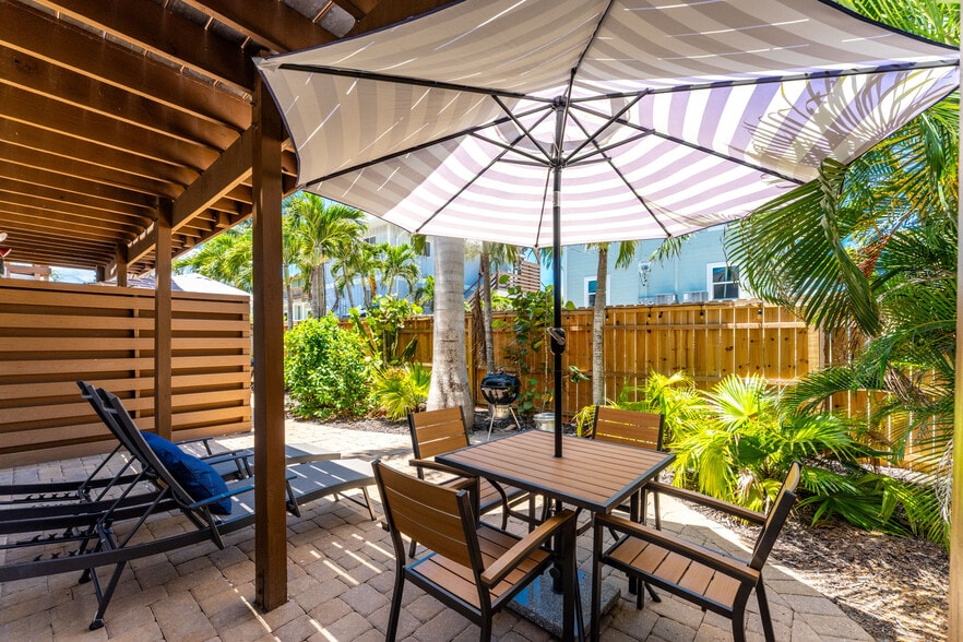 More Photos Of 1130 Gulf Blvd, Englewood Apartments For Sale