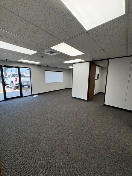 More Photos Of 5150-5160 Fox St, Denver Warehouse For Lease