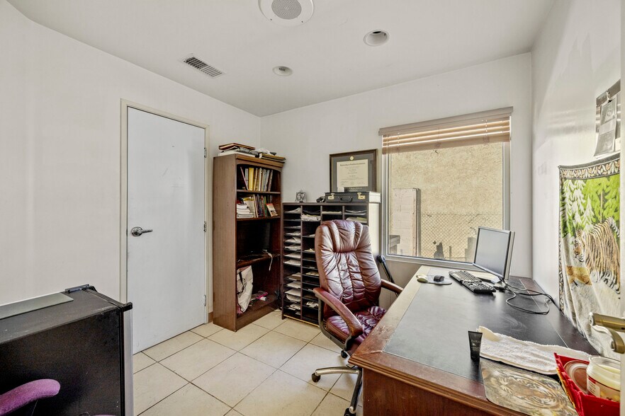 More Photos Of 10455 Lower Azusa Rd, Temple City Medical For Sale