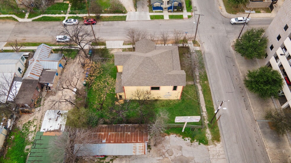 More Photos Of 125 N San Marcos, San Antonio Office Residential For Sale