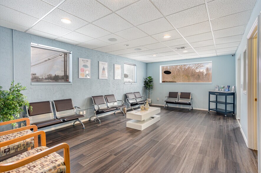 More Photos Of 7261 Gratiot Rd, Saginaw Medical For Sale