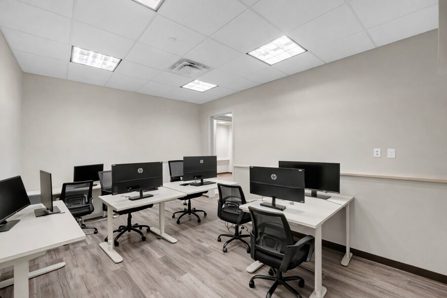 More Photos Of 3900 NW 126th Ave, Coral Springs Warehouse For Sale