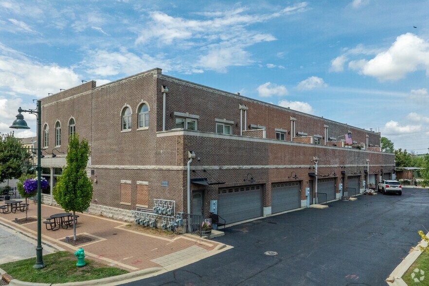 More Photos Of 431-447 Talcott St, Lemont Apartments For Sale