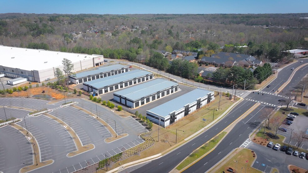 Primary Photo Of 4365 South Lee St, Buford Showroom For Lease