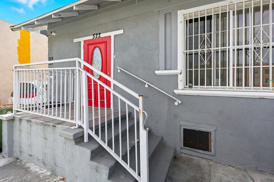 More Photos Of 522 W VERNON Ave, Los Angeles Daycare Center For Sale
