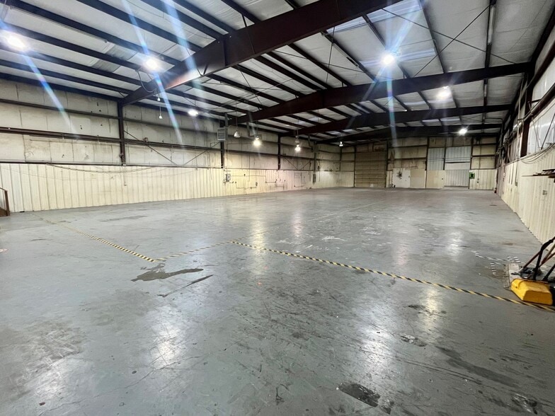More Photos Of 8130 W Reno Ave, Oklahoma City Manufacturing For Sale