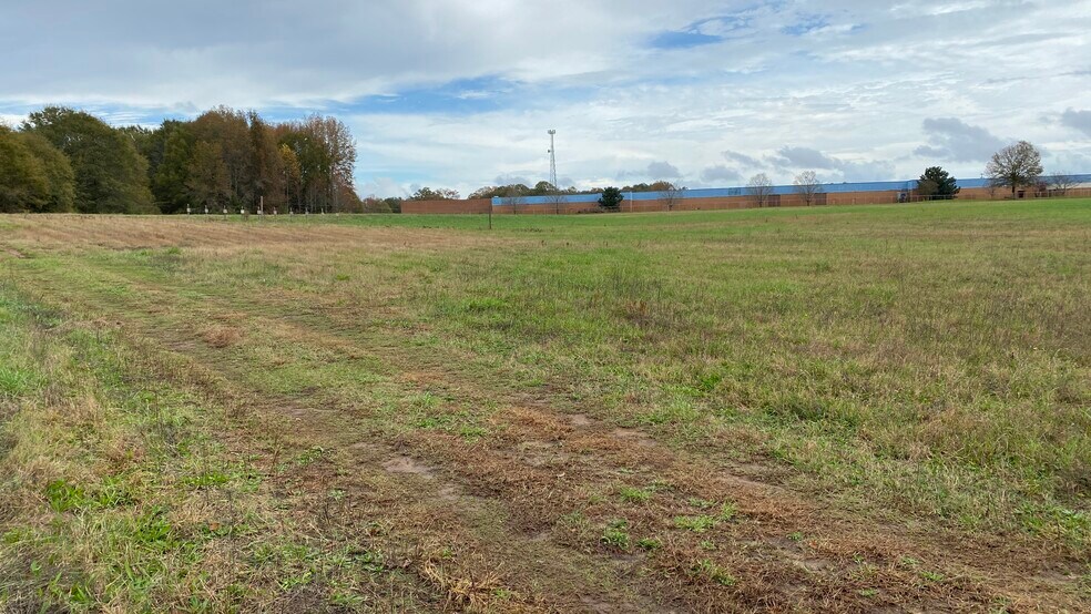 More Photos Of 706 N Woods Dr, Fountain Inn Land For Sale