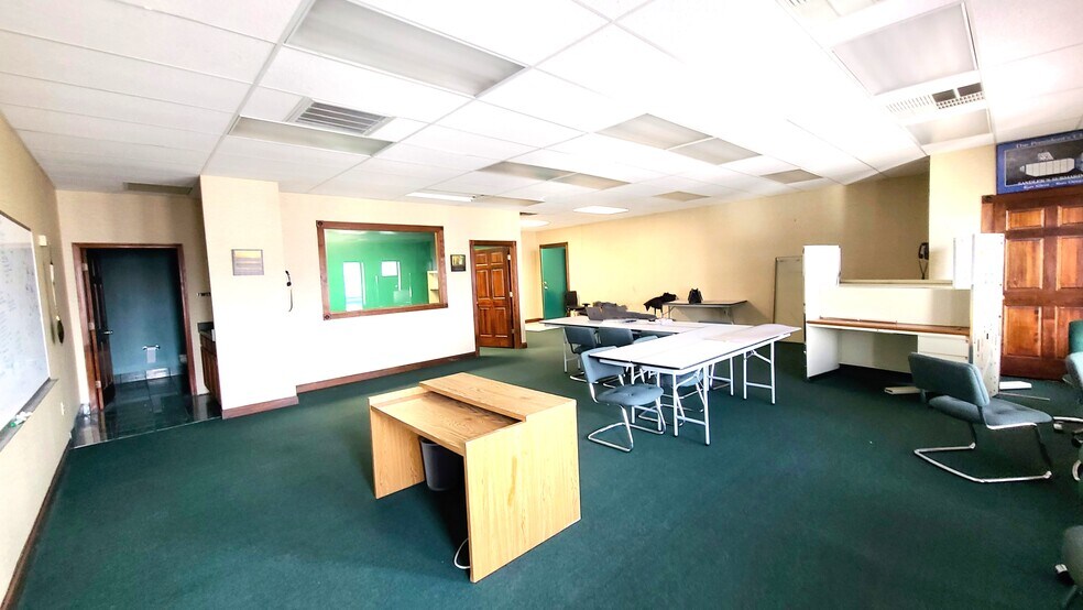 More Photos Of 3161 Dixie Hwy, Erlanger Office For Lease