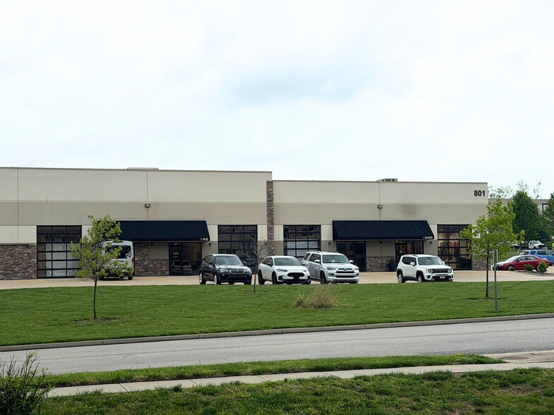 Primary Photo Of 801 Haines Dr, Liberty Warehouse For Lease