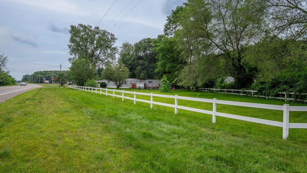 More Photos Of 3323 Seymour Rd, Eau Claire Manufactured Housing Mobile Home Park For Sale