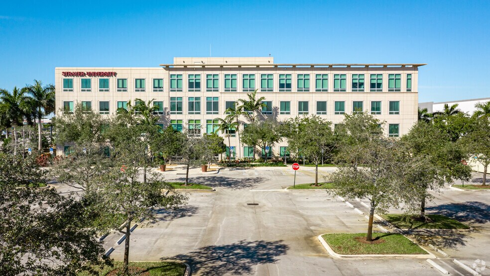 More Photos Of 2307 W Broward Blvd, Fort Lauderdale Office For Lease