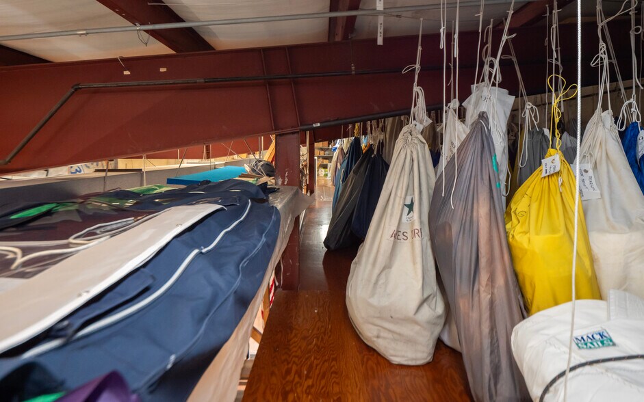 More Photos Of 64 Halsey St, Newport Warehouse For Sale