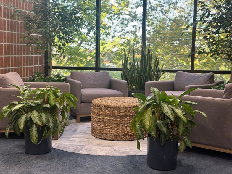 More Photos Of 89 Newbury St, Danvers Office For Lease