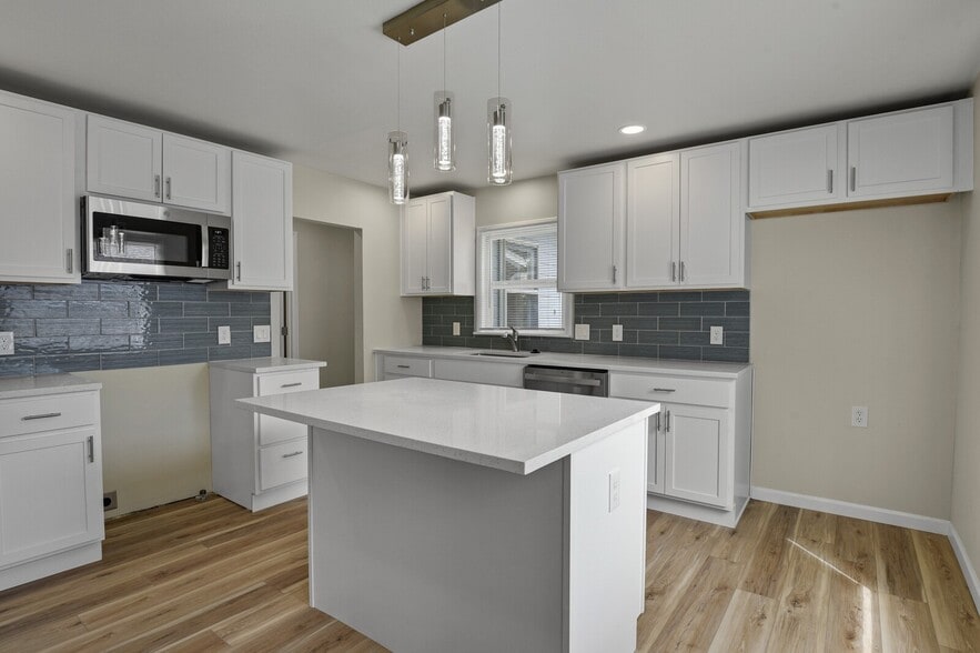 More Photos Of 424 W Kiowa St, Colorado Springs Daycare Center For Sale