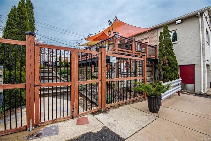 More Photos Of 417 W Dominick St, Rome Bar For Sale