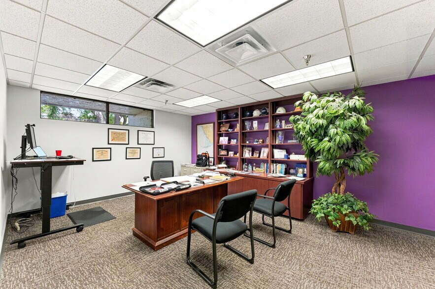 More Photos Of 1365 Hamlet Ave, Clearwater Flex For Lease