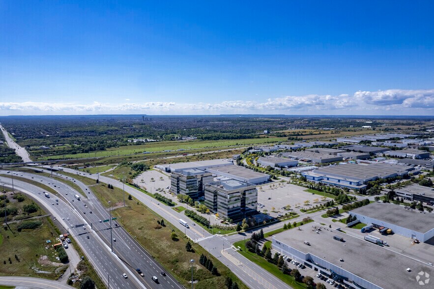 More Photos Of 2275 Upper Middle Rd E, Oakville Office For Lease