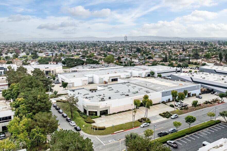 More Photos Of 4802 Littlejohn St, Baldwin Park Warehouse For Lease