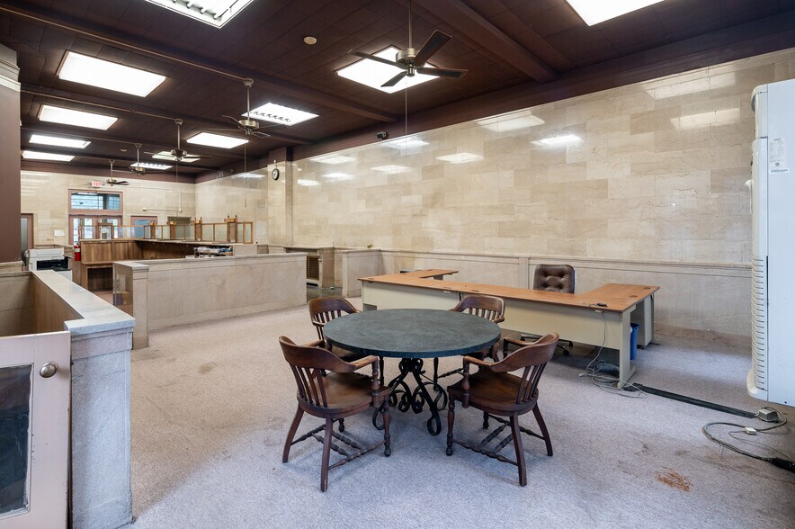 More Photos Of 25 N Broadway, Tarrytown Office For Lease