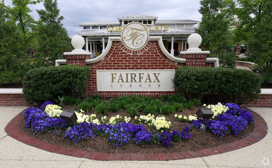 More Photos Of 11880-11950 Grand Commons Ave, Fairfax Unknown For Lease