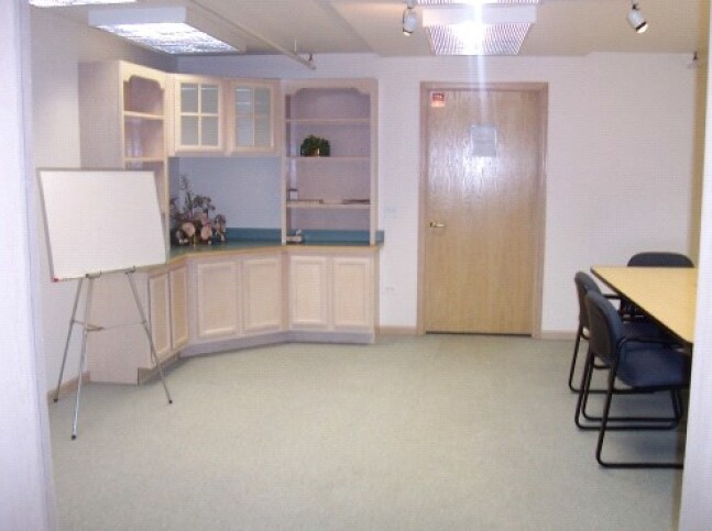 More Photos Of 27W140 Roosevelt Rd, Winfield Medical For Lease