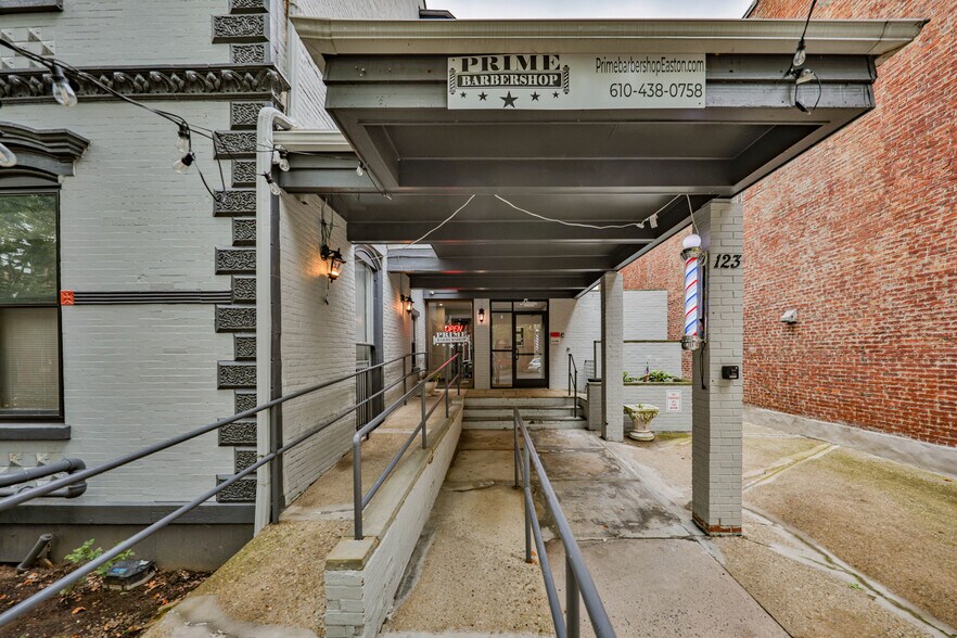 More Photos Of 123 N 2nd St, Easton Apartments For Sale