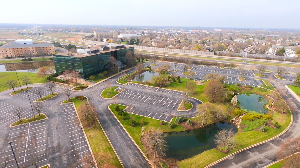 More Photos Of 3800 N Wilke Rd, Arlington Heights Office For Sale