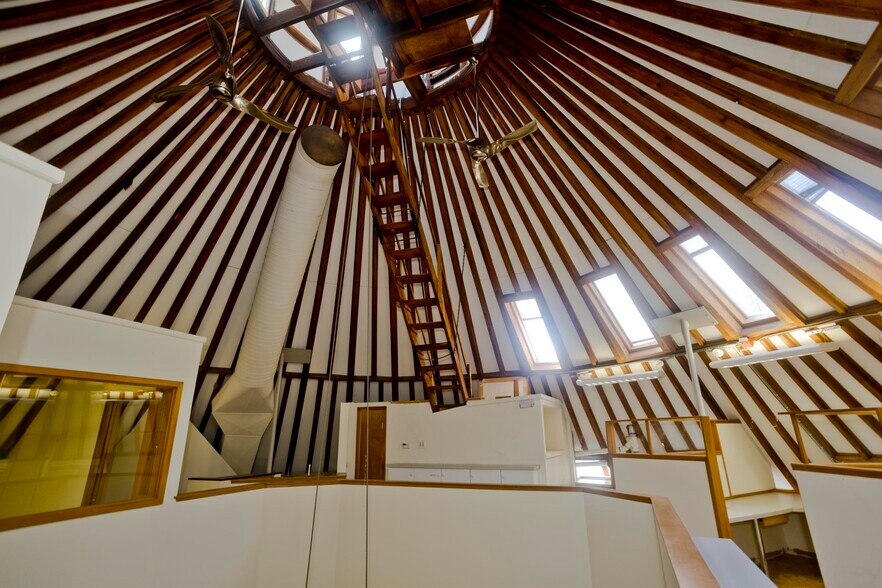 More Photos Of 244 Main St, Northampton Office Residential For Sale