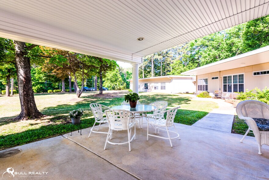 More Photos Of 184 Pine Ln, Washington Assisted Living For Sale