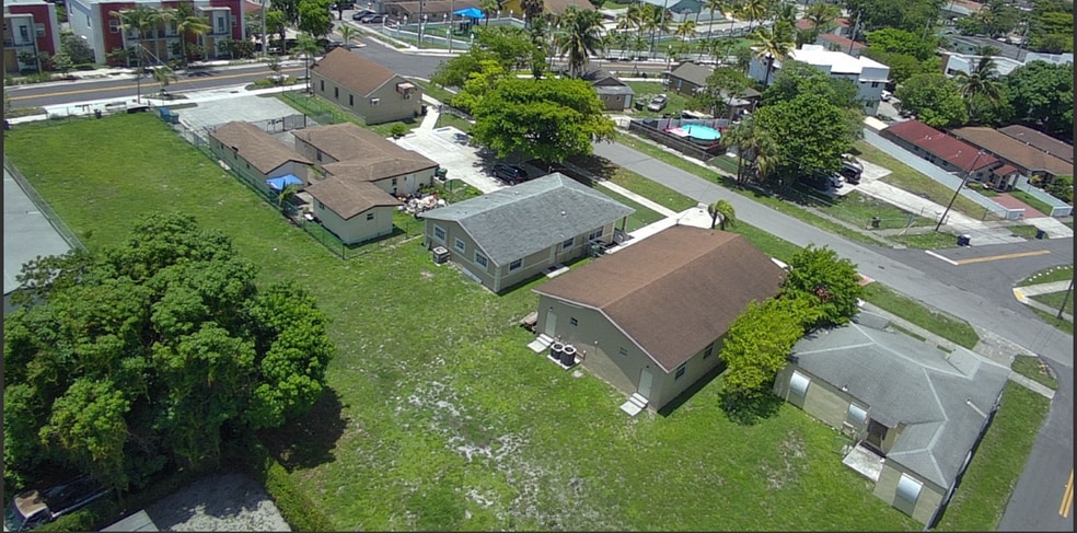More Photos Of , Hallandale Beach Specialty For Sale