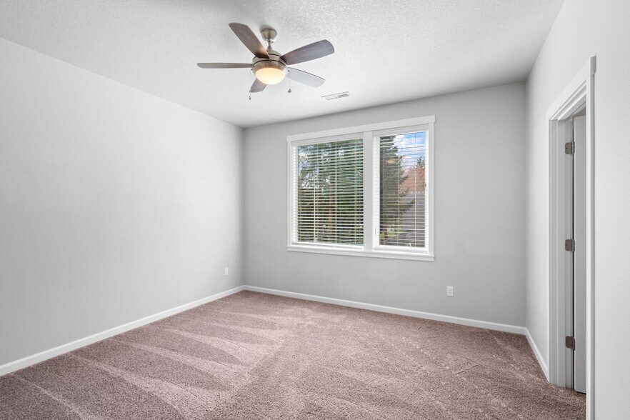 More Photos Of 16306 NE 20th St, Vancouver Multifamily For Sale