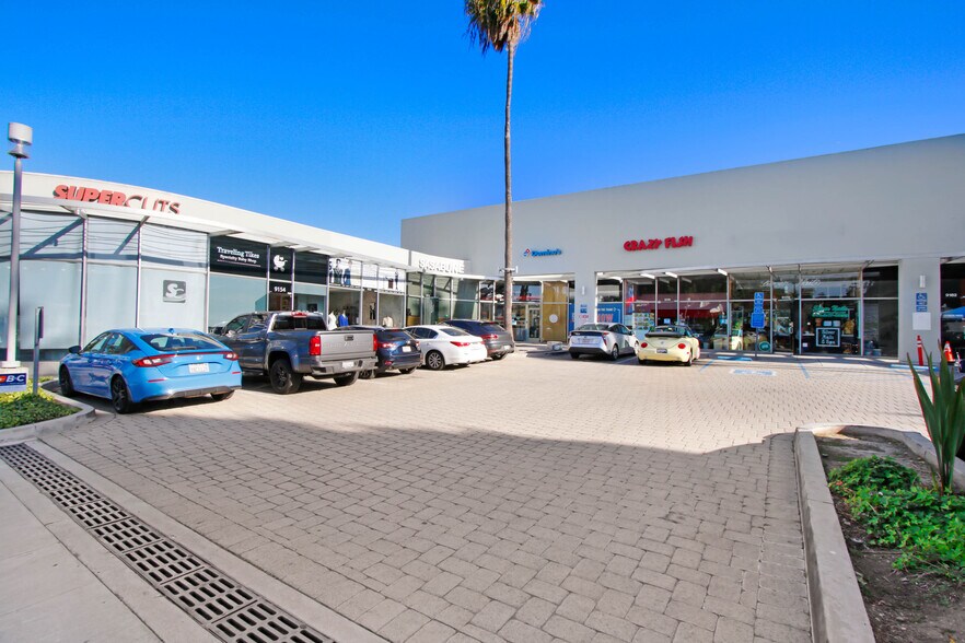 Primary Photo Of 9150-9158 W Olympic Blvd, Beverly Hills Unknown For Lease
