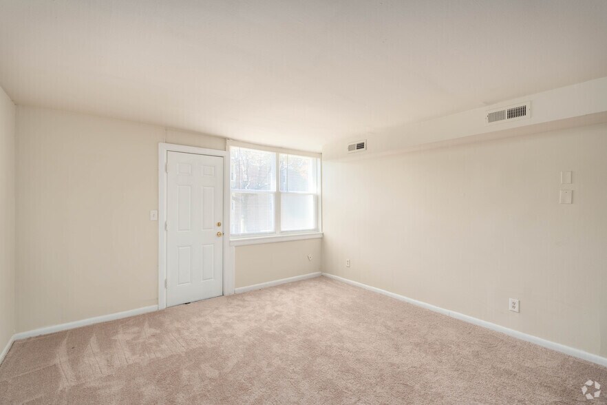 More Photos Of 6004-6028 Amberwood Rd, Baltimore Apartments For Sale