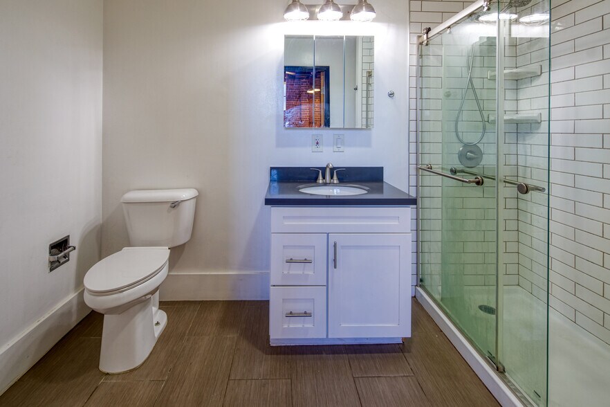 More Photos Of 1148 E 18th St, Oakland Apartments For Sale