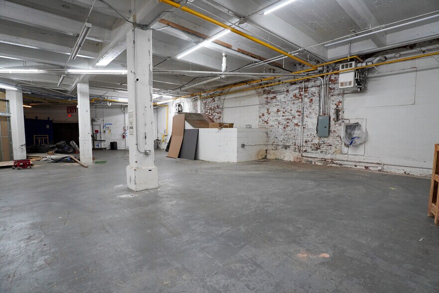 More Photos Of 1612-1616 Moore St, Cincinnati Manufacturing For Sale