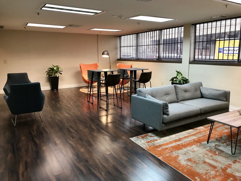 More Photos Of 1919 Vineburn Ave, Los Angeles Warehouse For Lease