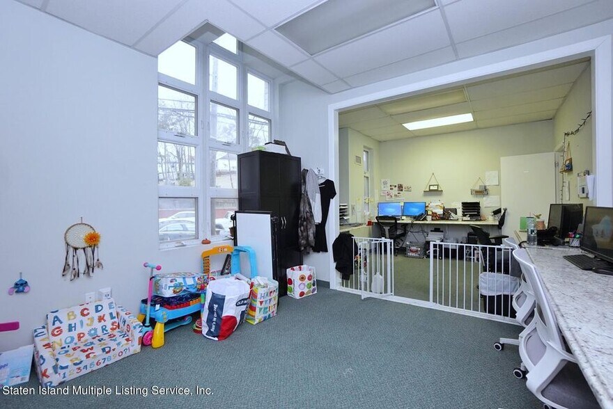 More Photos Of 15 1st St, Staten Island Office For Sale