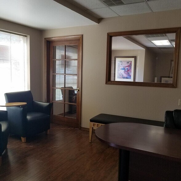 More Photos Of 8035 Madison Ave, Citrus Heights Office For Sale